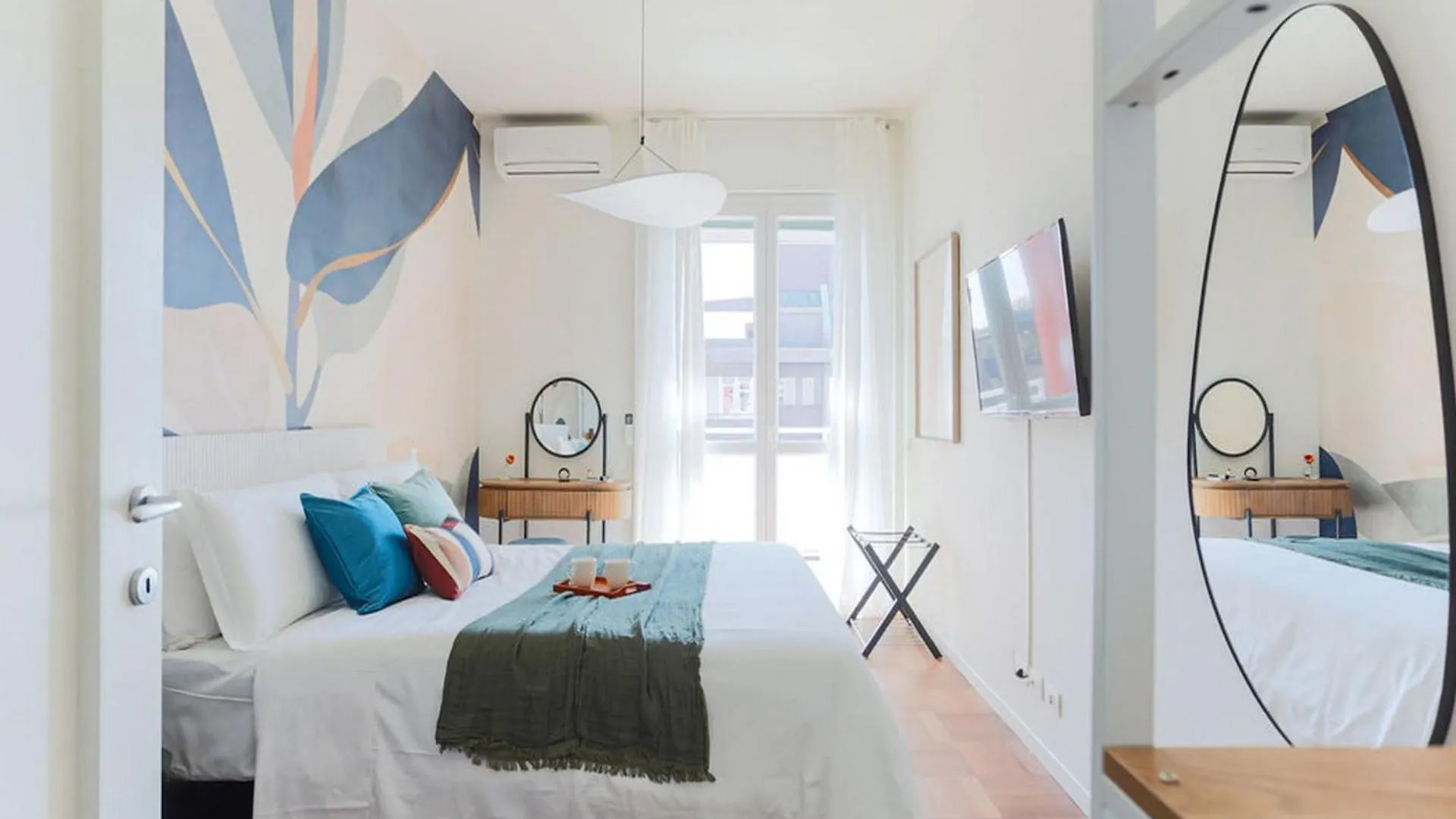 The Best Rent - Wonderful Multi-Bedroom Apartment In The Area Colonne Di San Lorenzo Mediolan 0*,
